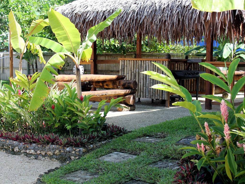 Vanuatu Beachfront Apartments Port Vila Exterior photo