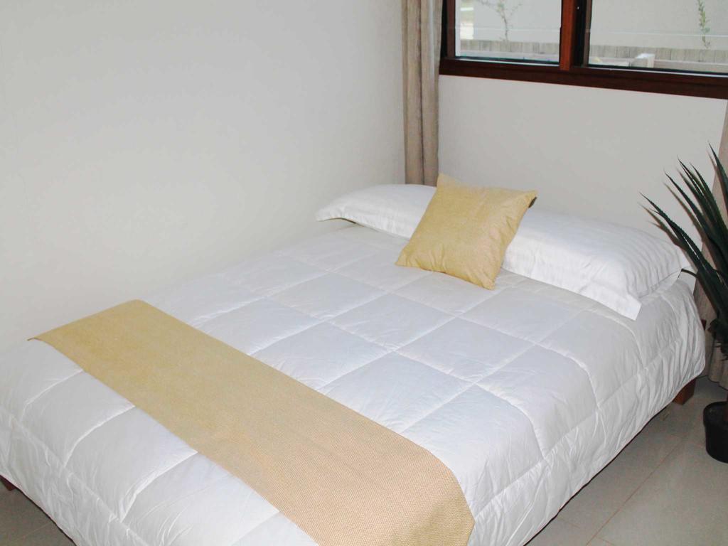 Vanuatu Beachfront Apartments Port Vila Room photo